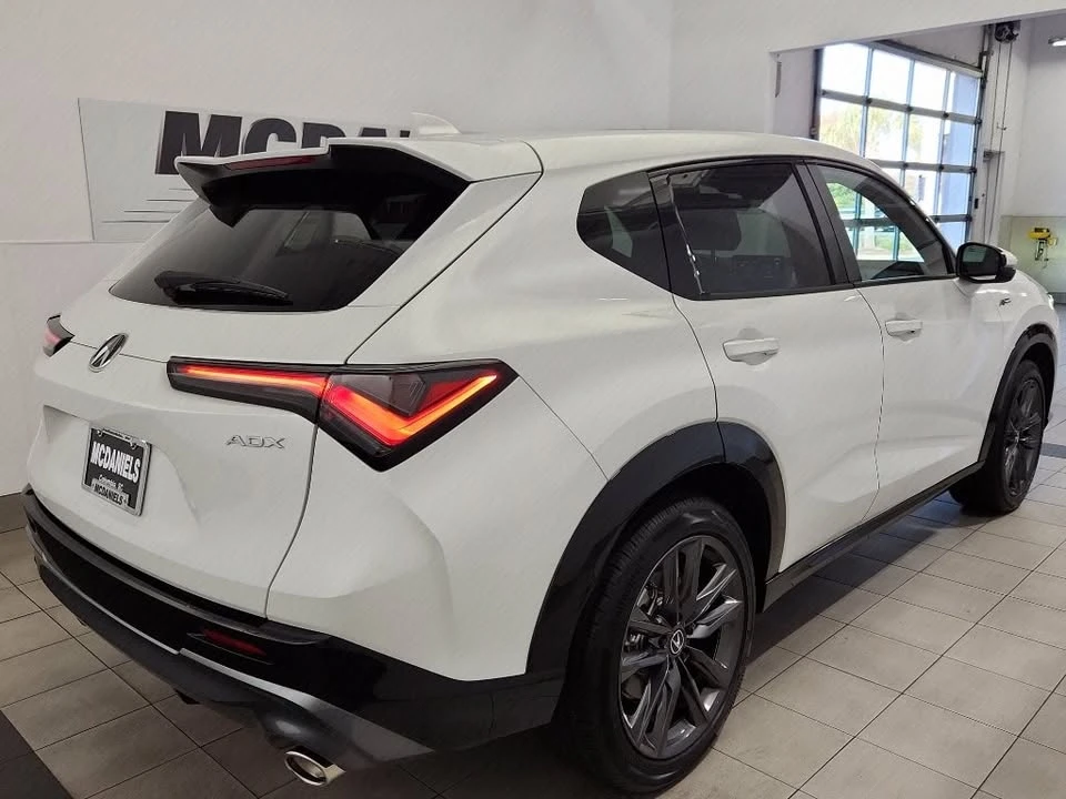 2025 Acura ADX - Image 3 of 19