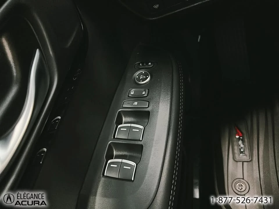 2025 Acura ADX - Image 14 of 20
