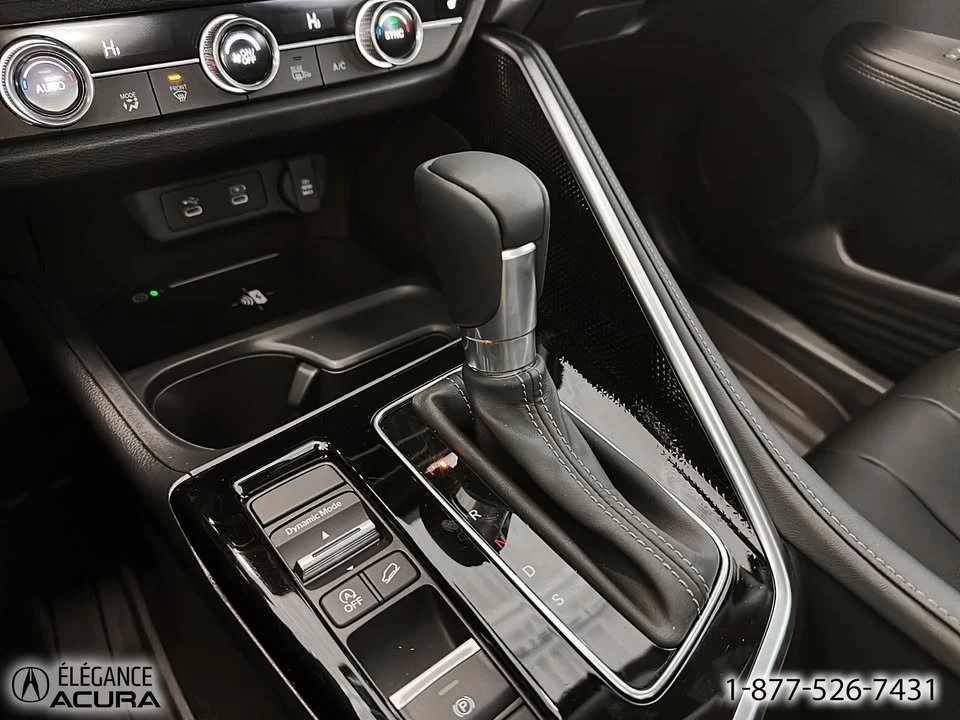 2025 Acura ADX - Image 18 of 20