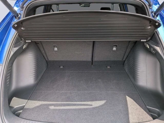 2025 Acura ADX - Image 11 of 13