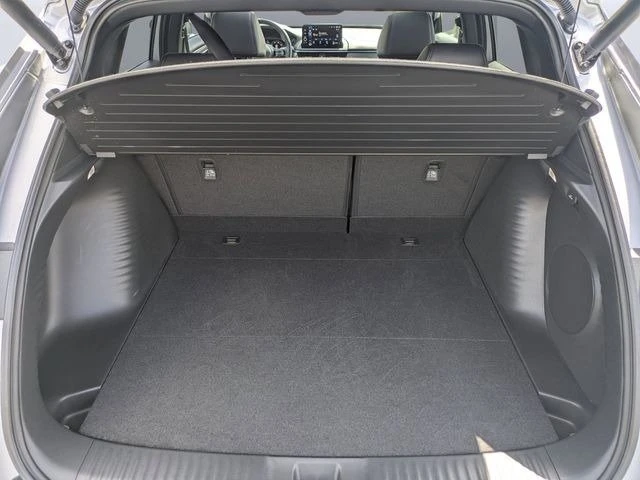 2025 Acura ADX - Image 10 of 11