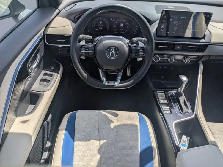 2025 Acura ADX - Image 8 of 13
