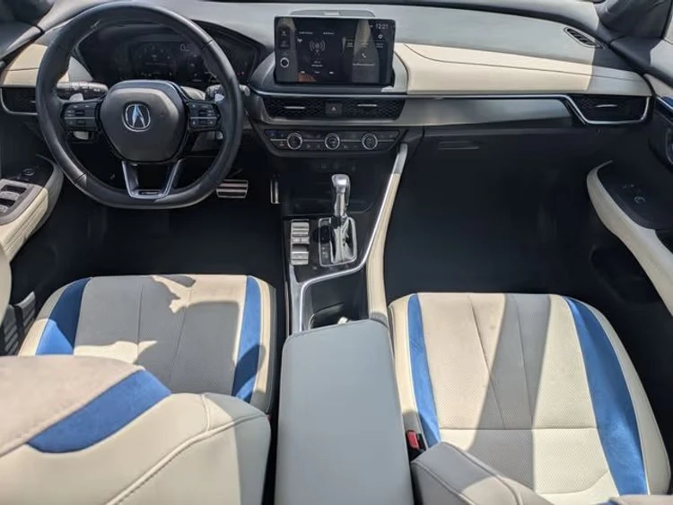 2025 Acura ADX - Image 7 of 13