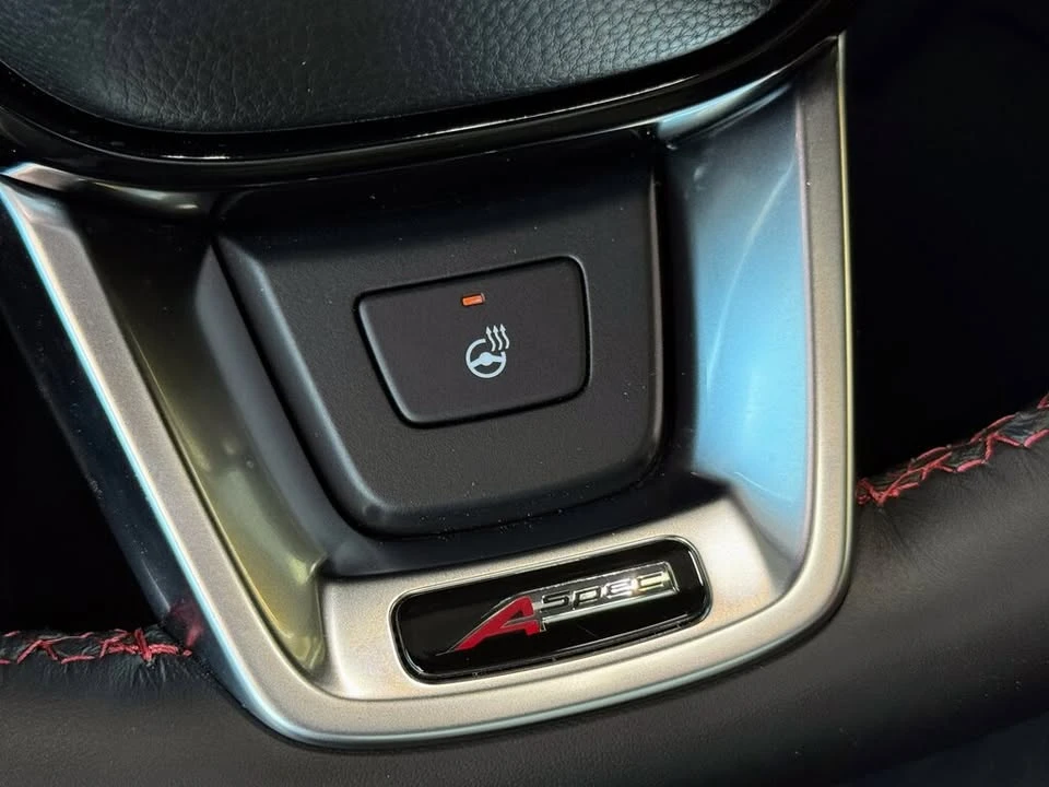 2025 Acura ADX - Image 7 of 16