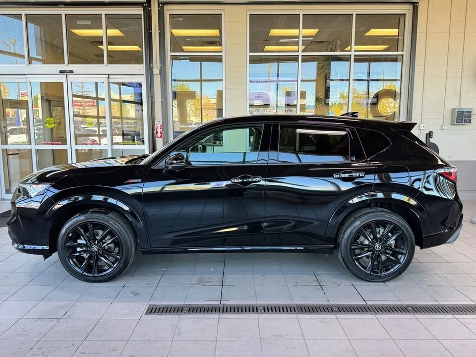 2025 Acura ADX - Image 4 of 16