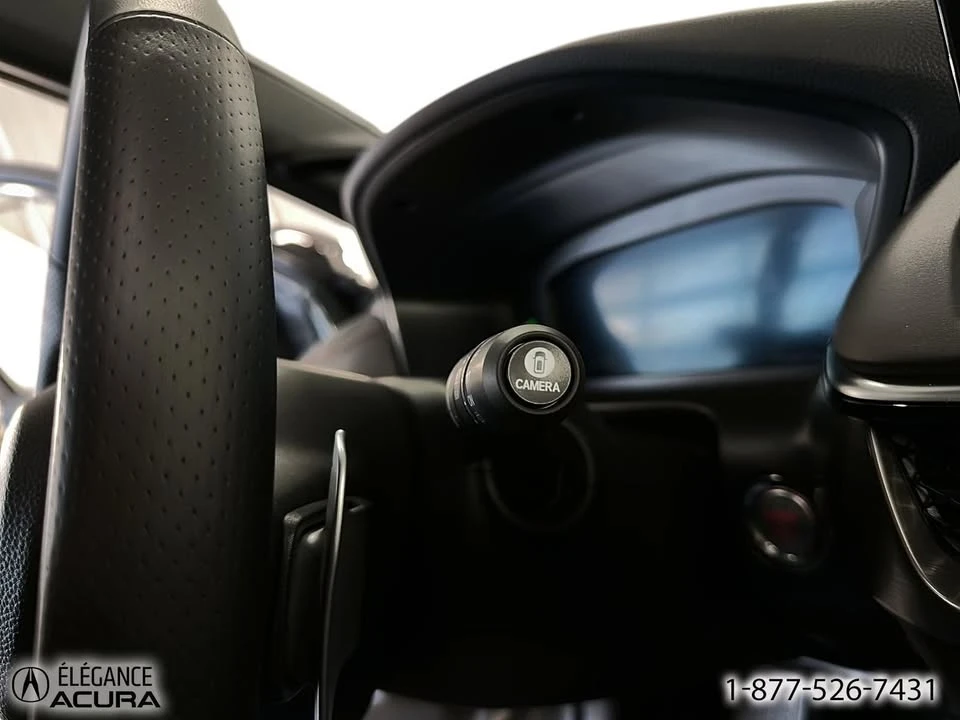 2025 Acura ADX - Image 18 of 20