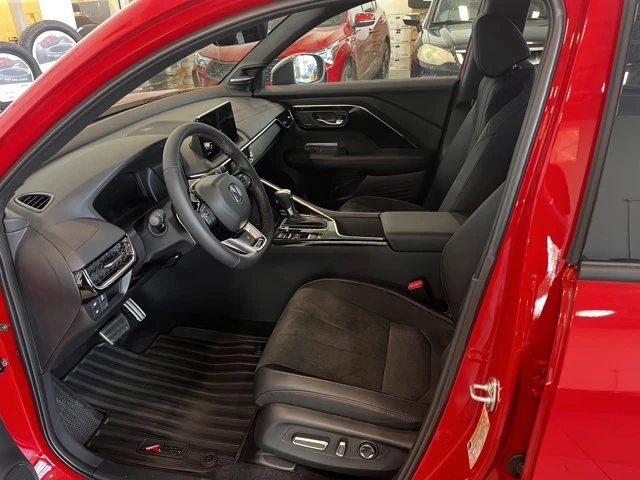 2025 Acura ADX - Image 13 of 19