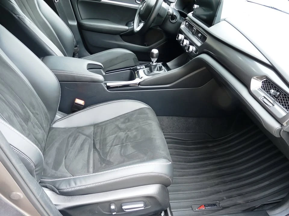 2025 Acura Integra 5th Gen - Image 13 of 20