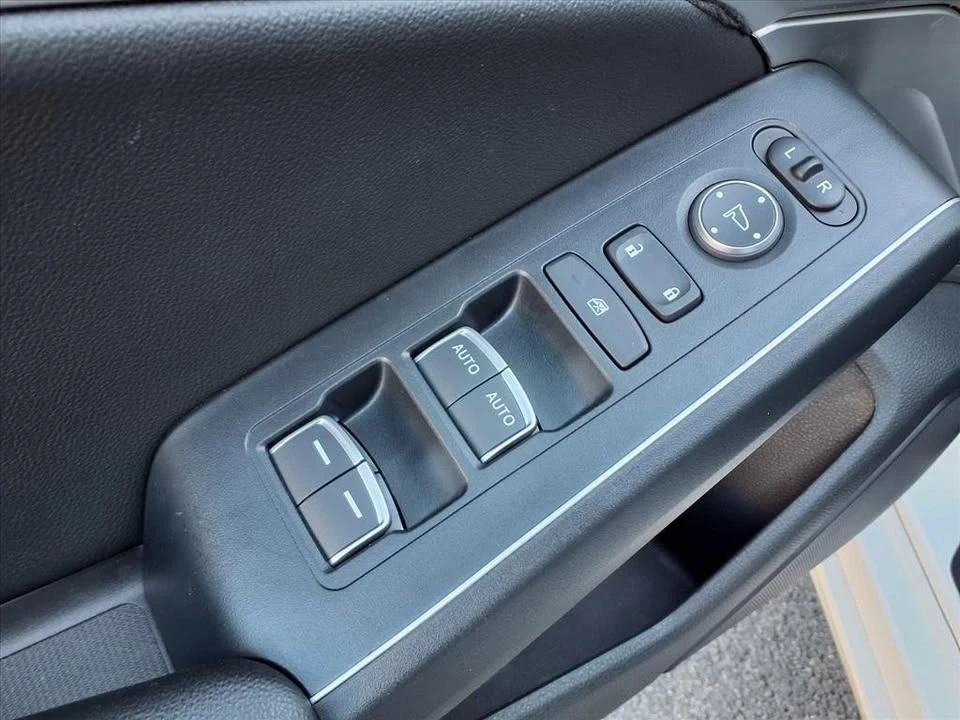 2025 Acura Integra 5th Gen - Image 11 of 20