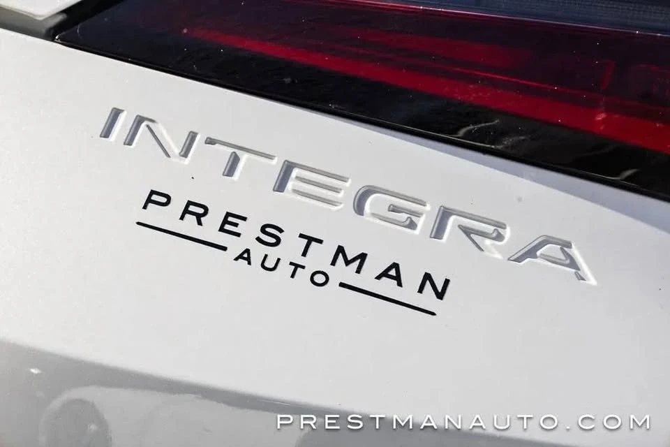2025 Acura Integra 5th Gen - Image 10 of 16