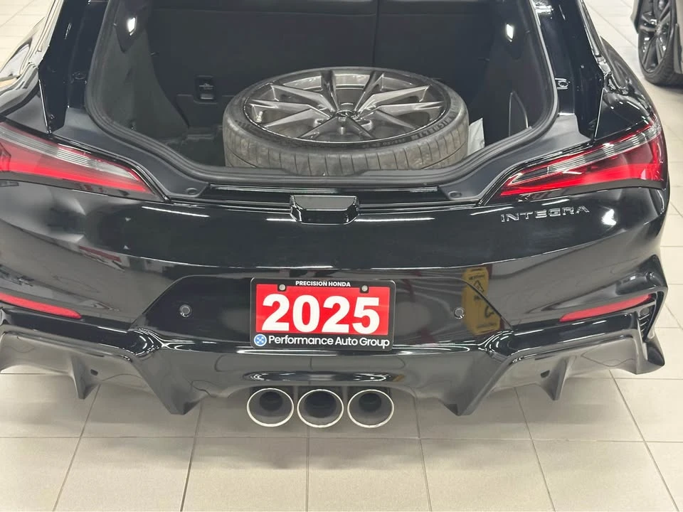 2025 Acura Integra 5th Gen - Image 8 of 8