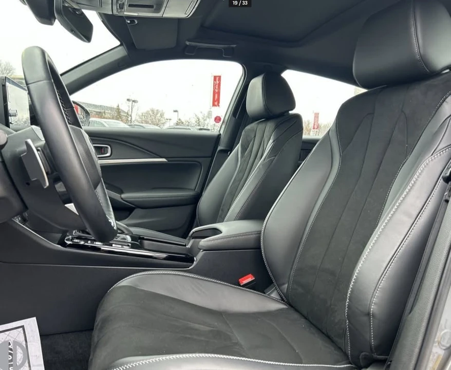 2025 Acura Integra 5th Gen - Image 4 of 8