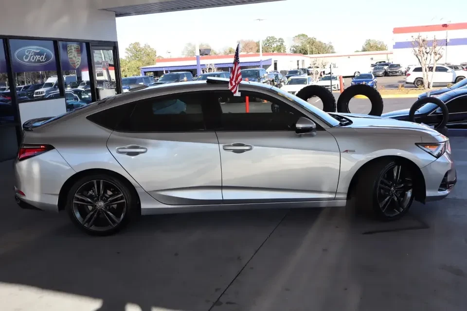 2025 Acura Integra 5th Gen - Image 2 of 6