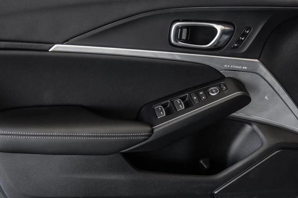 2025 Acura Integra 5th Gen - Image 11 of 20