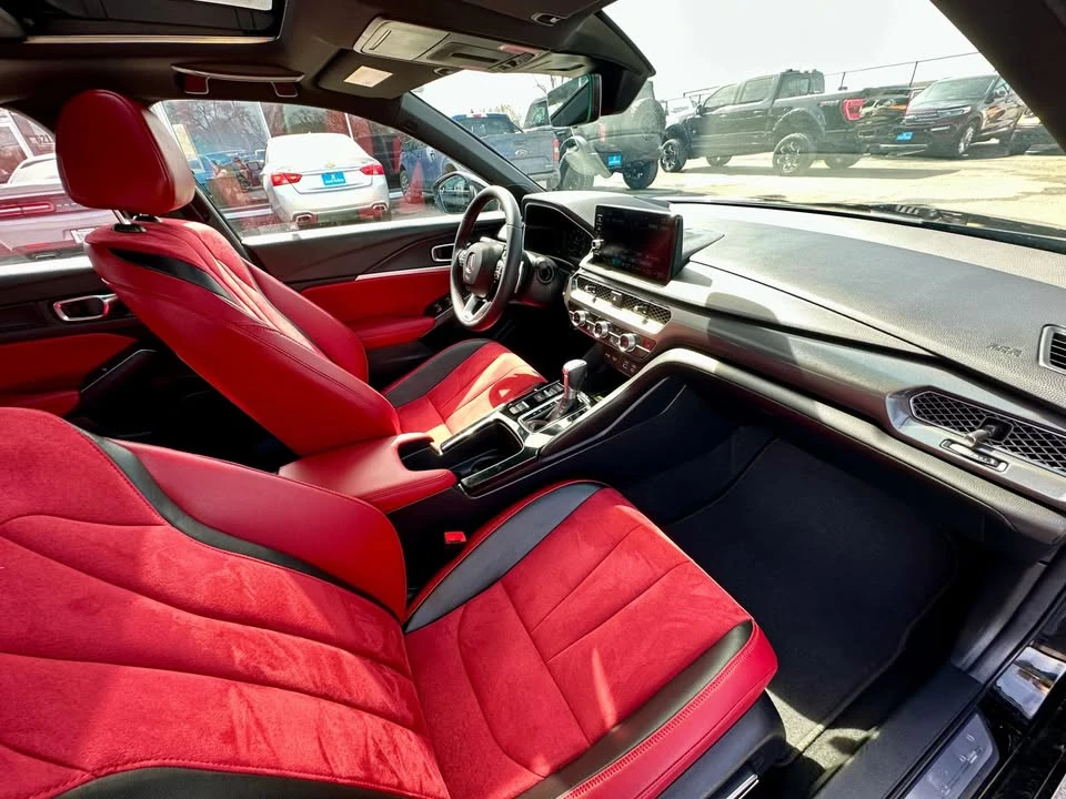2025 Acura Integra 5th Gen - Image 18 of 20