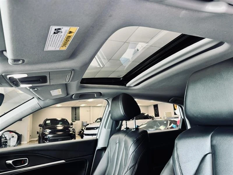 2025 Acura Integra 5th Gen - Image 10 of 17