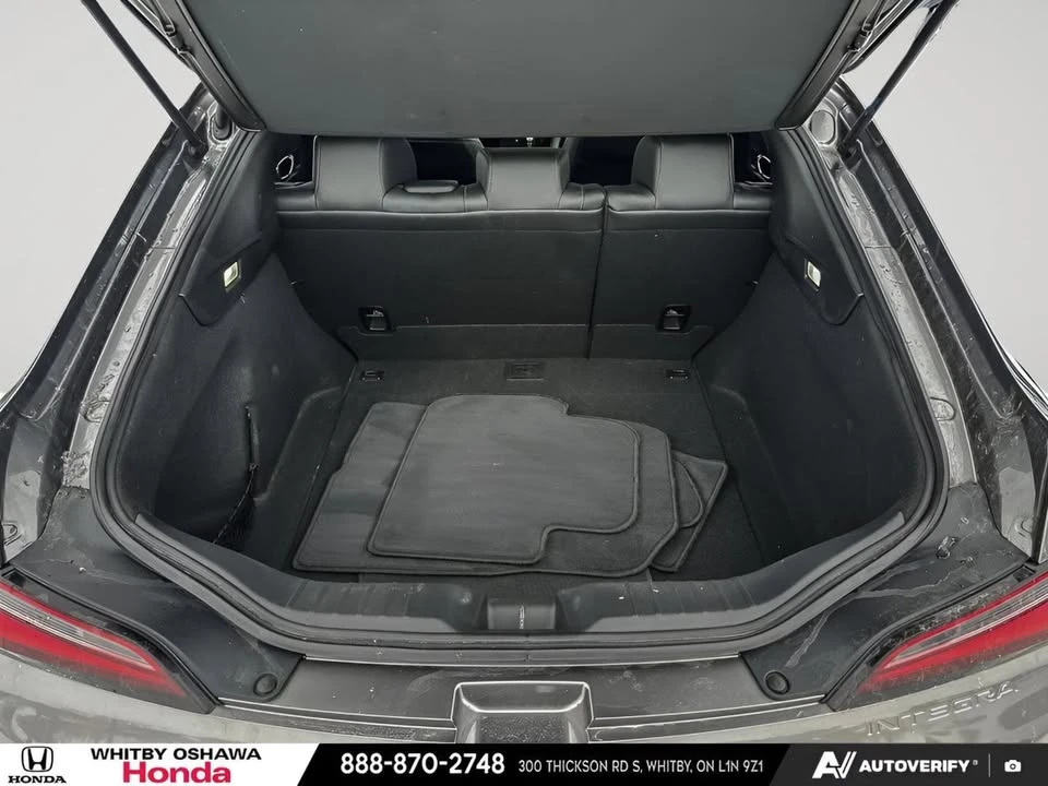 2025 Acura Integra 5th Gen - Image 13 of 19