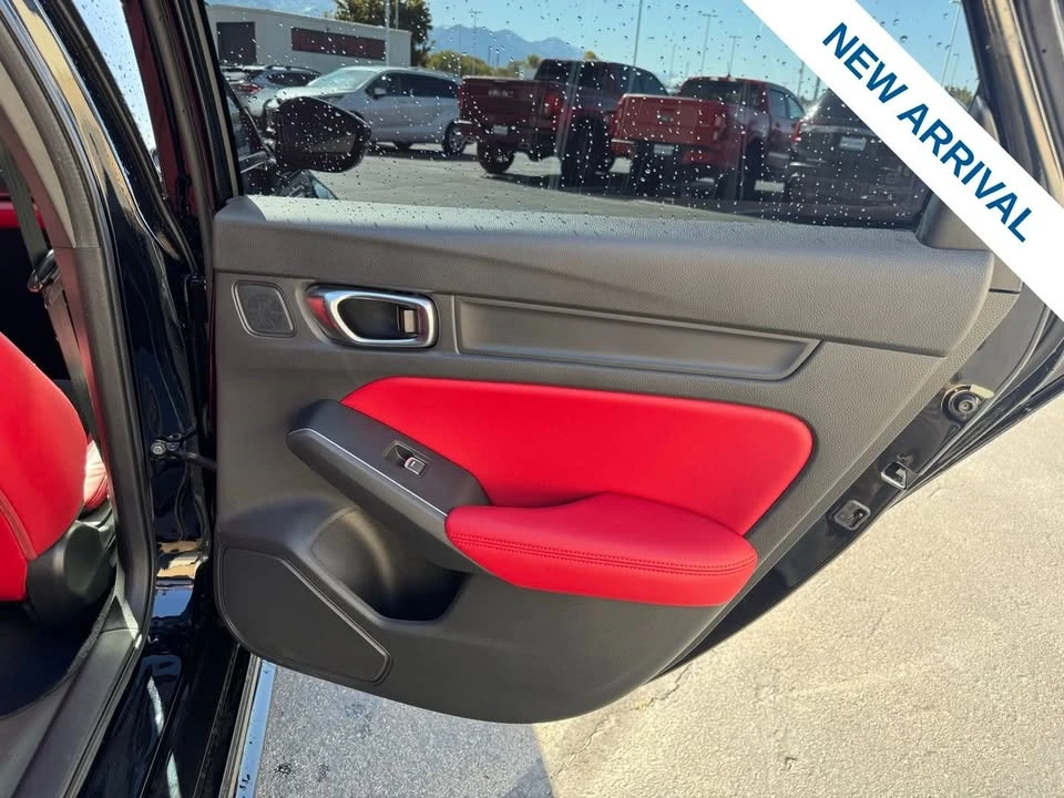 2025 Acura Integra 5th Gen - Image 12 of 20