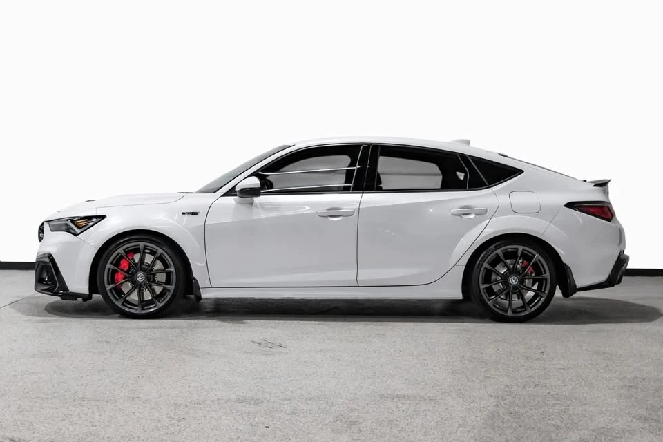 2025 Acura Integra 5th Gen - Image 8 of 19