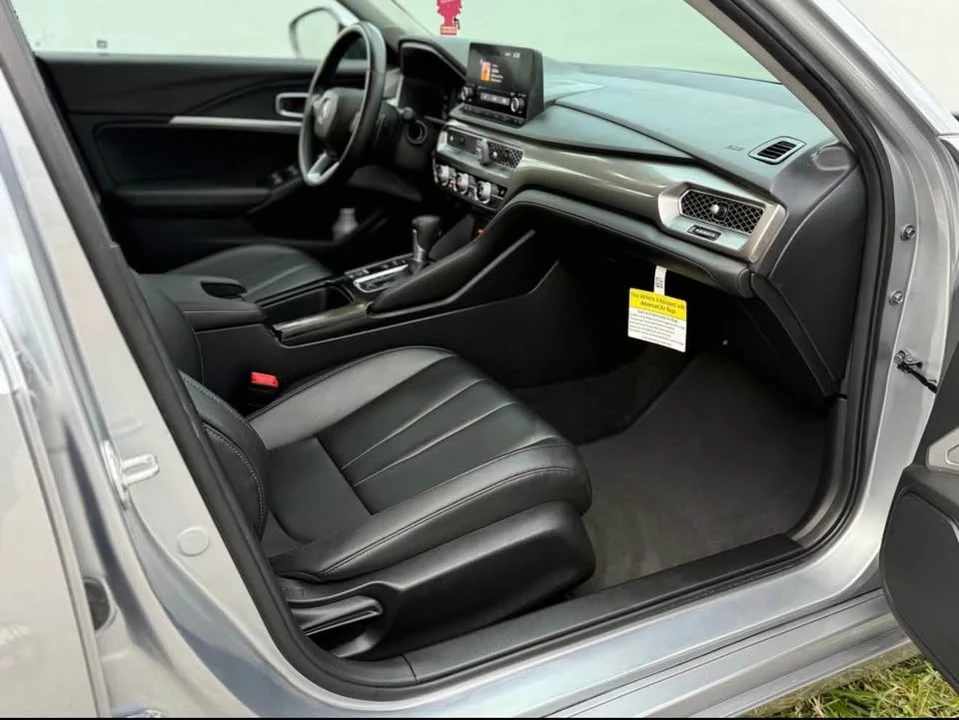 2025 Acura Integra 5th Gen - Image 9 of 13