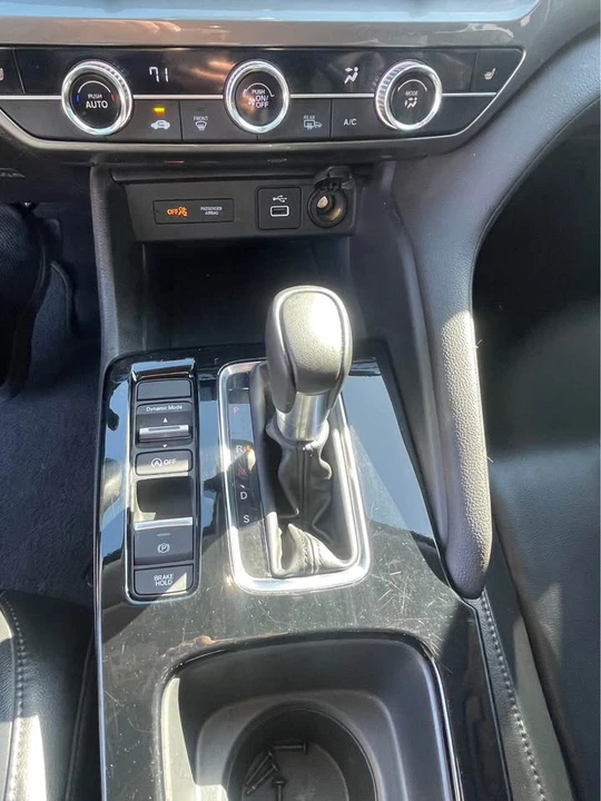 2025 Acura Integra 5th Gen - Image 13 of 18