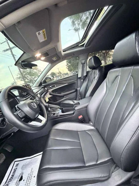 2025 Acura Integra 5th Gen - Image 8 of 10