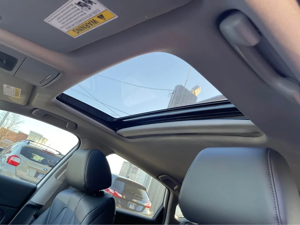 2025 Acura Integra 5th Gen - Image 17 of 20