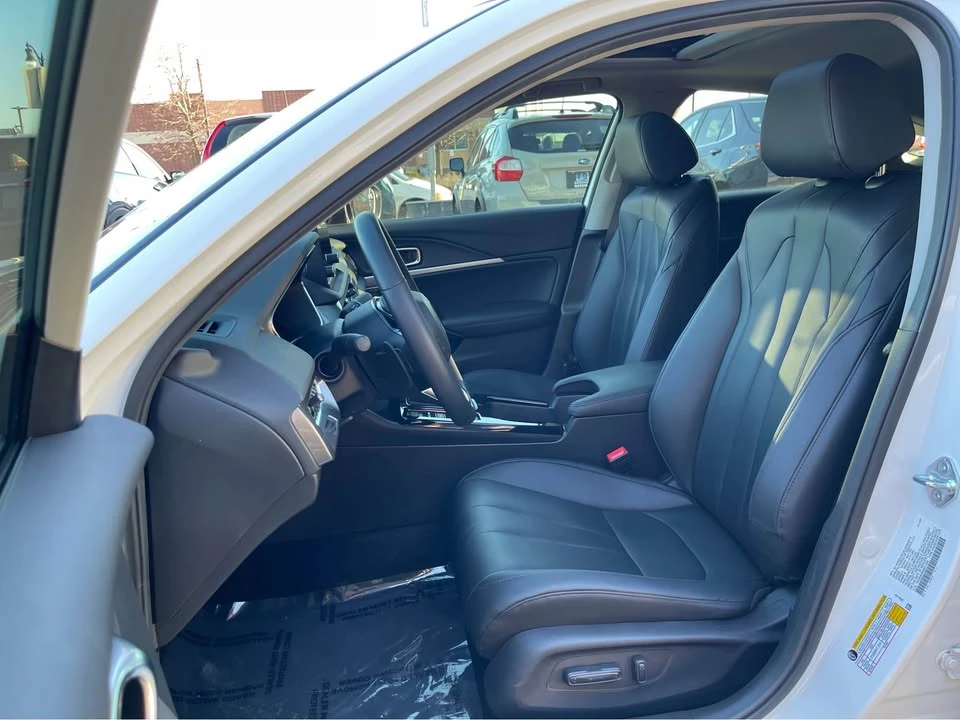 2025 Acura Integra 5th Gen - Image 9 of 20