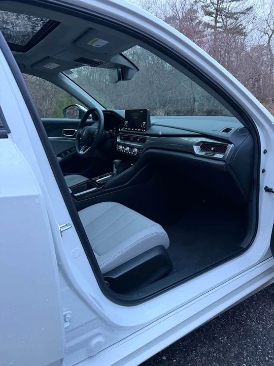 2025 Acura Integra 5th Gen - Image 16 of 19