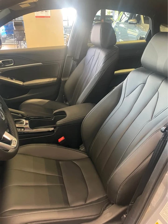 2025 Acura Integra 5th Gen - Image 9 of 17