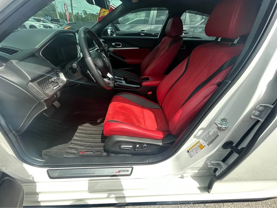 2025 Acura Integra 5th Gen - Image 14 of 19
