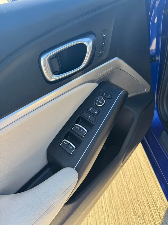 2025 Acura Integra 5th Gen - Image 7 of 9