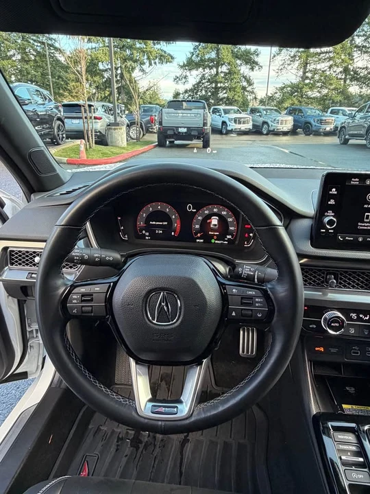 2025 Acura Integra 5th Gen - Image 10 of 15