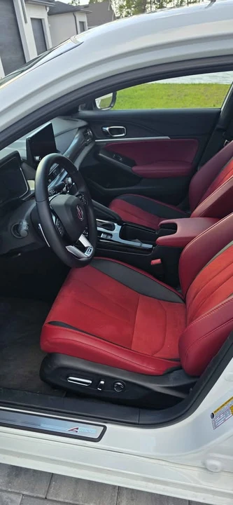 2025 Acura Integra 5th Gen - Image 8 of 11