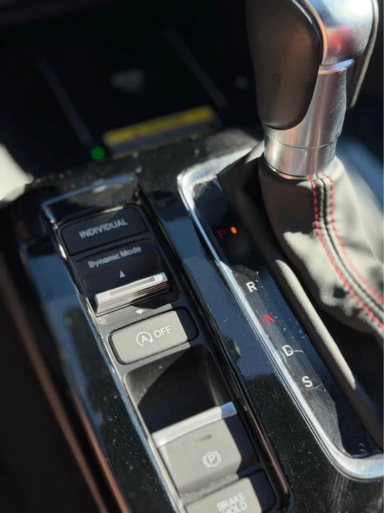 2025 Acura Integra 5th Gen - Image 17 of 19