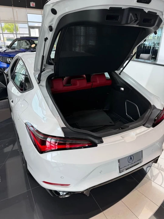 2025 Acura Integra 5th Gen - Image 6 of 10