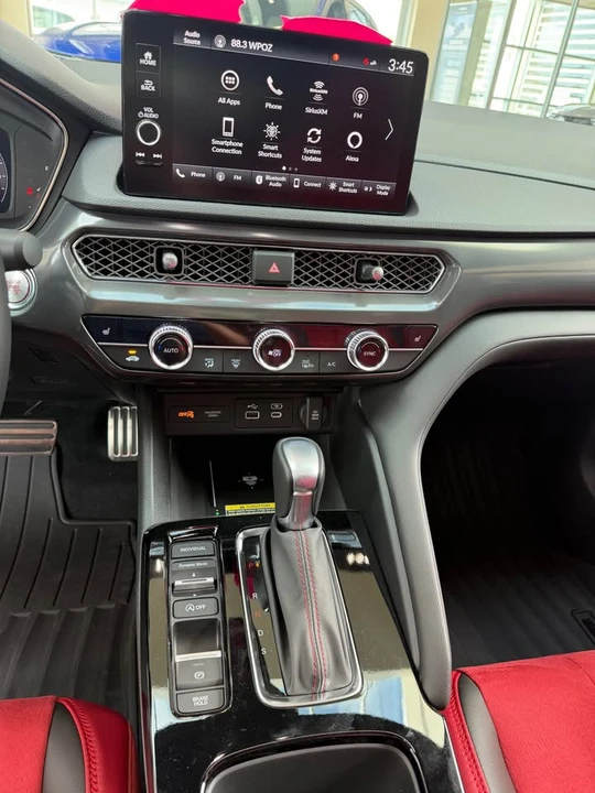 2025 Acura Integra 5th Gen - Image 7 of 10