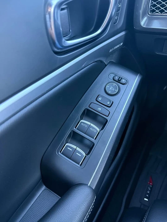 2025 Acura Integra 5th Gen - Image 10 of 19