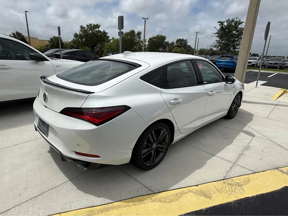 2025 Acura Integra 5th Gen - Image 5 of 9