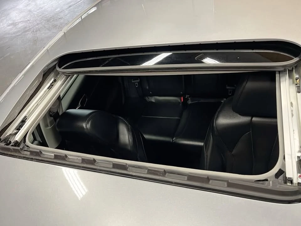 2025 Acura Integra 5th Gen - Image 12 of 20