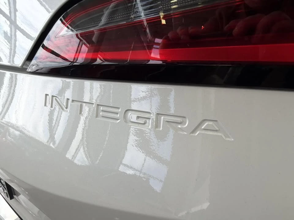 2025 Acura Integra 5th Gen - Image 8 of 10