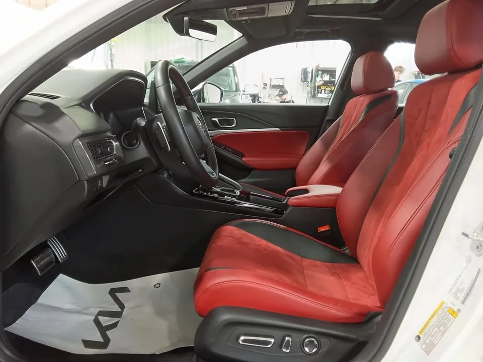 2025 Acura Integra 5th Gen - Image 12 of 20