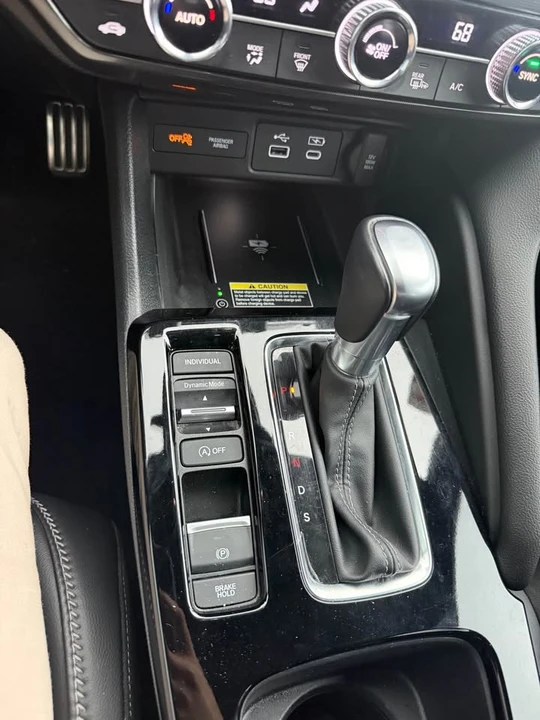 2025 Acura Integra 5th Gen - Image 14 of 17