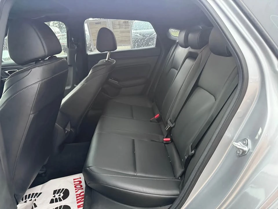 2025 Acura Integra 5th Gen - Image 10 of 17