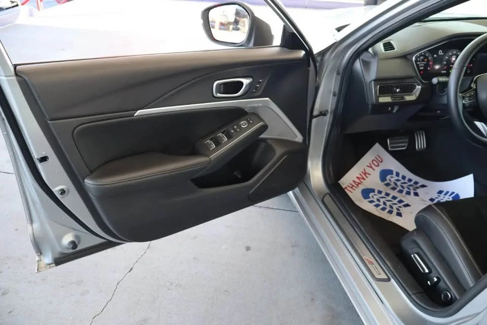 2025 Acura Integra 5th Gen - Image 9 of 19