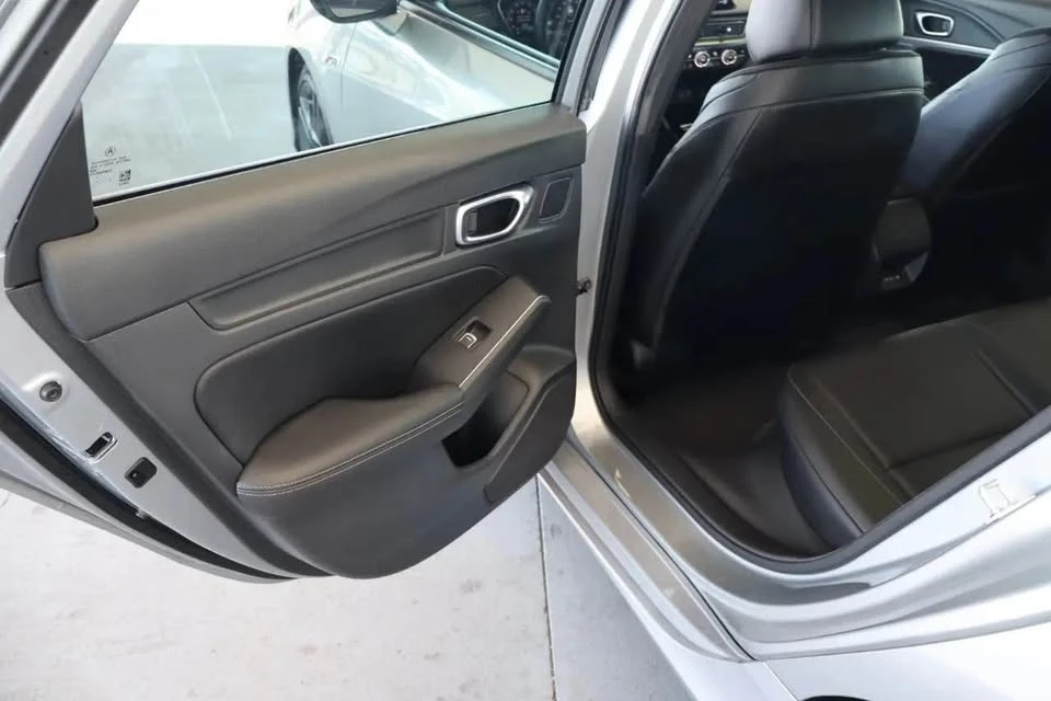 2025 Acura Integra 5th Gen - Image 14 of 19