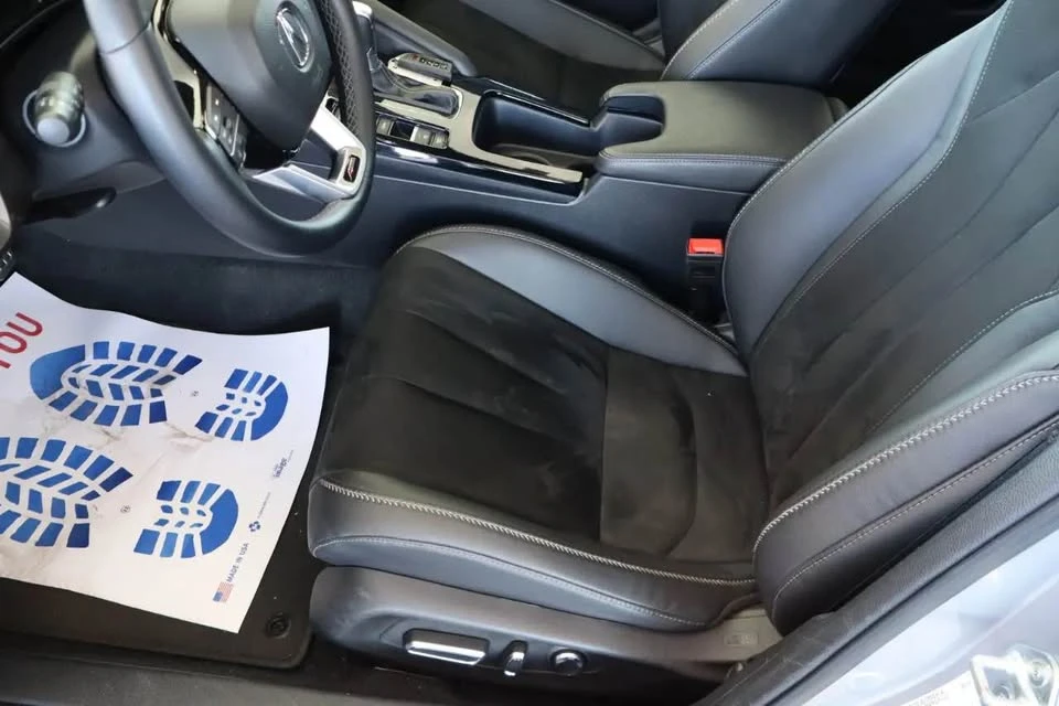 2025 Acura Integra 5th Gen - Image 10 of 19