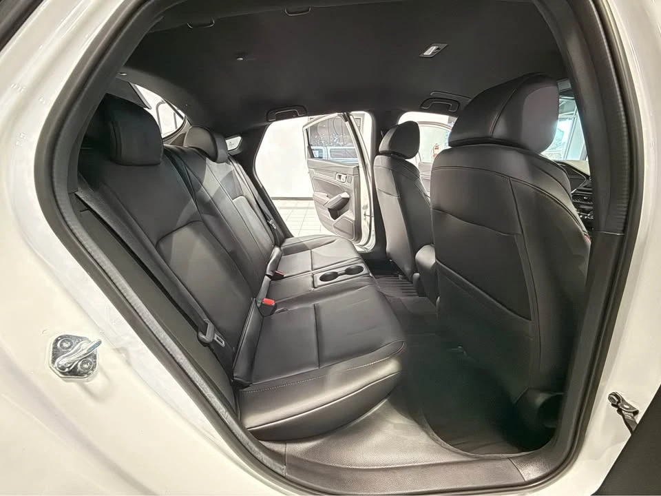 2025 Acura Integra Type S 5th Gen - Image 11 of 20