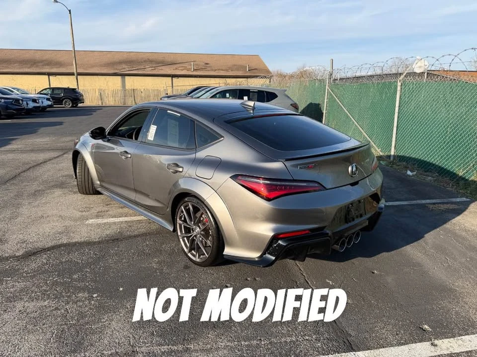 2025 Acura Integra Type S 5th Gen - Image 4 of 18