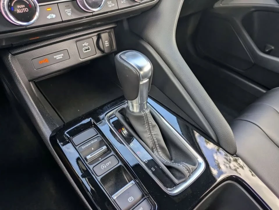 2025 Acura Integra 5th Gen - Image 14 of 20